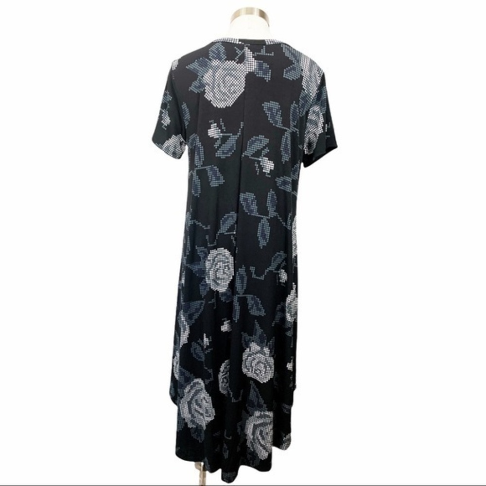 LuLaRoe Black & Grey Floral Print Carly Medium - Picture 2 of 7